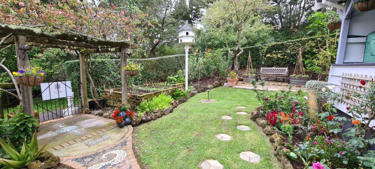 Dovecote House Bed and Breakfast Όκλαντ Εξωτερικό φωτογραφία
